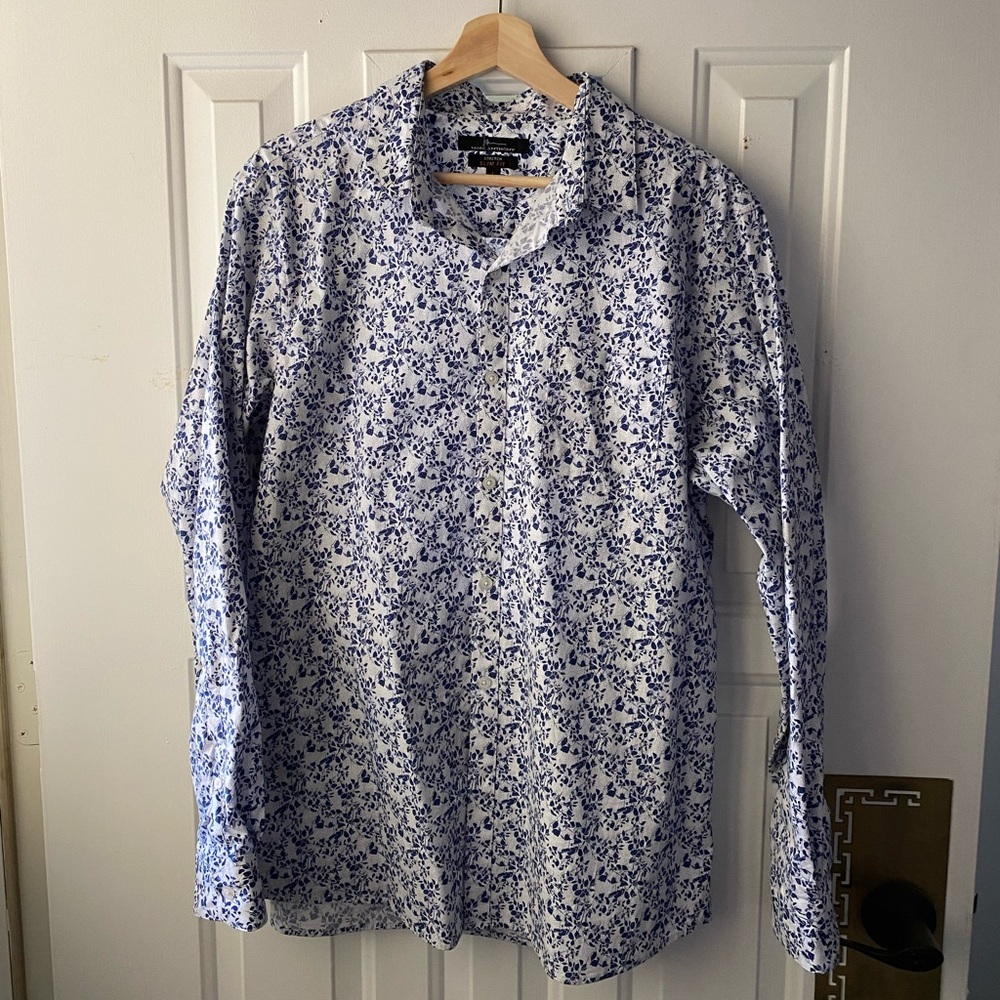 Marc Anthony Slim Fit Dress Shirt button up